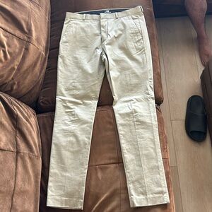 Men’s H&M dress pants
